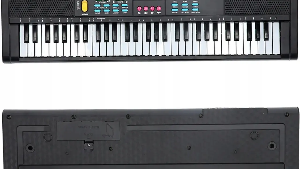 Elektroniczne pianino z 61 klawiszami, przyciskami do wyboru rytmów i dźwięków. Opis klawiszy na keyboardzie 61 klawiszy.