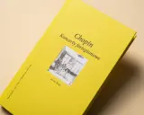 Żółta okładka książki "Chopin. Koncerty fortepianowe" autorstwa Johna Rinka. Dowiadujemy się z niej, ile koncertów skomponował Fryderyk Chopin.