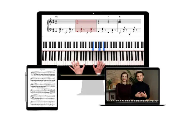 Nauka gry na pianinie z wykorzystaniem ozdobników muzycznych. Na ekranach widać nuty, klawiaturę i lekcję wideo.